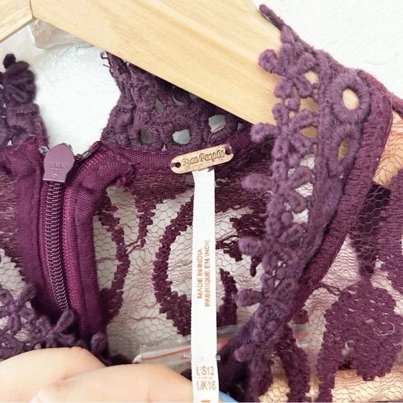 NWT Free People North Star Lace A-Line Mini Dress Plum Bell Sleeve Size 12 - Picture 5 of 9